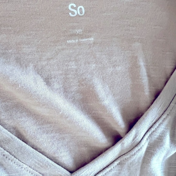 Juniors' SO® 3/4-Sleeve Varsity Tee
by SO size Xs MOCHA FROTH - Picture 8 of 12